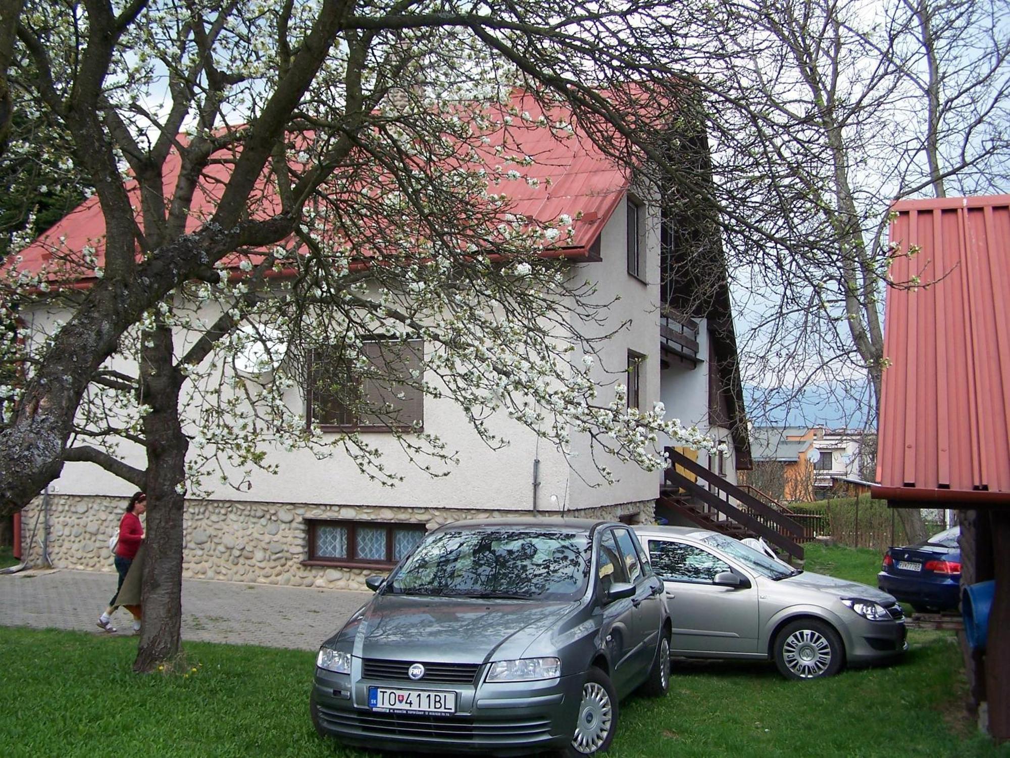 Robotnicka Ubytovna Bodice 104 Liptovský Mikuláš Exteriör bild